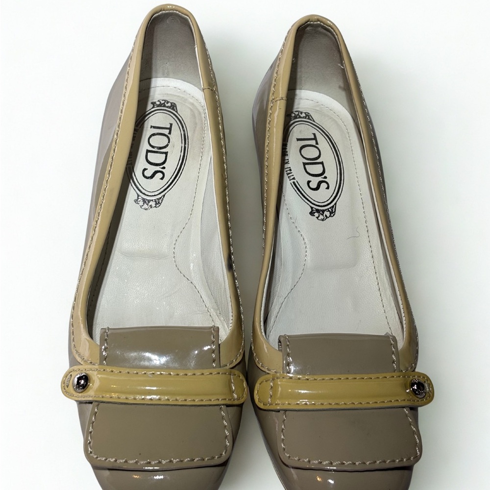 Tod’s Patent Leather Block Heel Pumps Taupe Beige Size 37 (US 7)